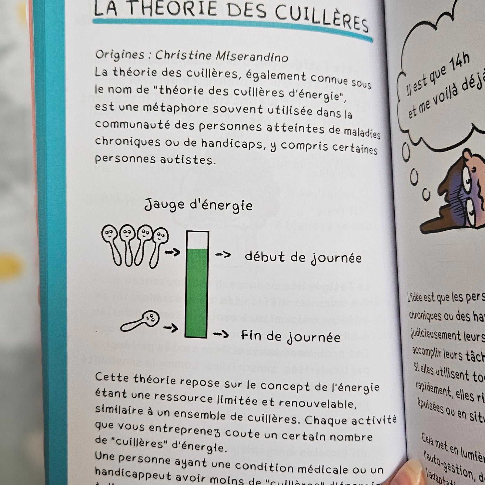 Page « La théorie des cuillères » du livre, avec un schéma de jauge d'énergie comparée entre le début et la fin de journée, illustré de cuillères